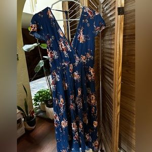 Target wrap dress. Floral print. Size L